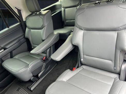 New 2026 Ford Expedition Active AWD/4WD image 13