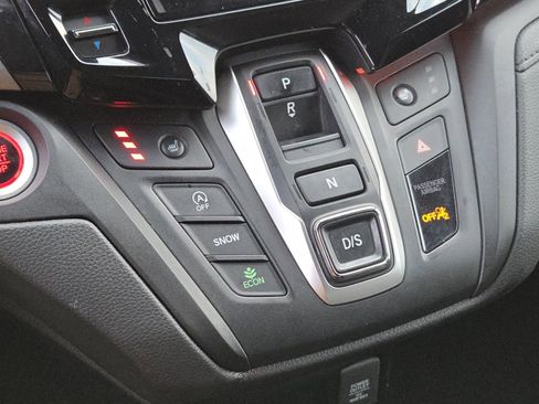 Certified 2024 Honda Odyssey Sport image 32