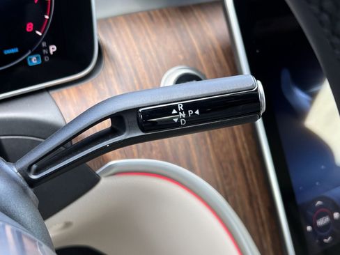 Certified 2025 Mercedes-Benz CLE 300 4MATIC Coupe image 20