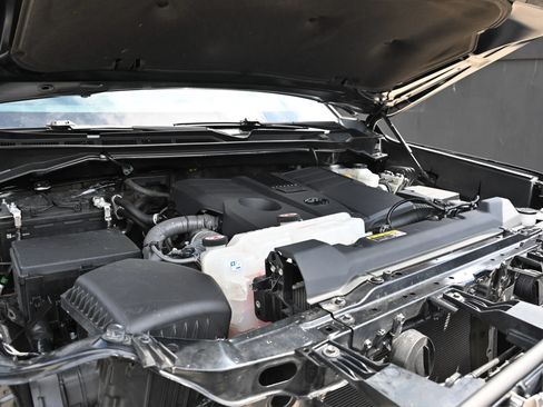 Used 2022 Toyota Tundra Limited RWD image 21