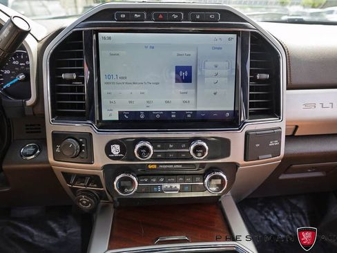 Used 2022 Ford F250 King Ranch w/ King Ranch Ultimate Package AWD/4WD image 34