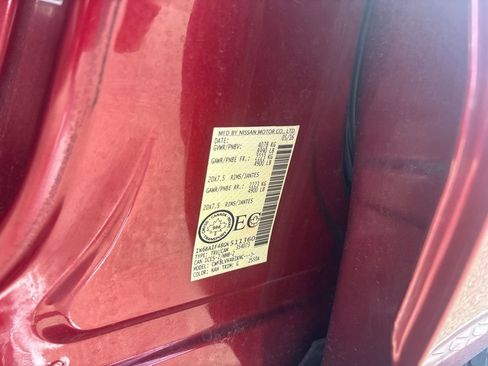 Used 2016 Nissan Titan SL AWD/4WD image 23