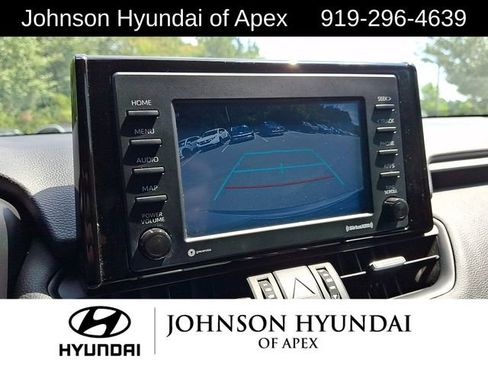 Used 2022 Toyota RAV4 XLE Premium FWD image 17