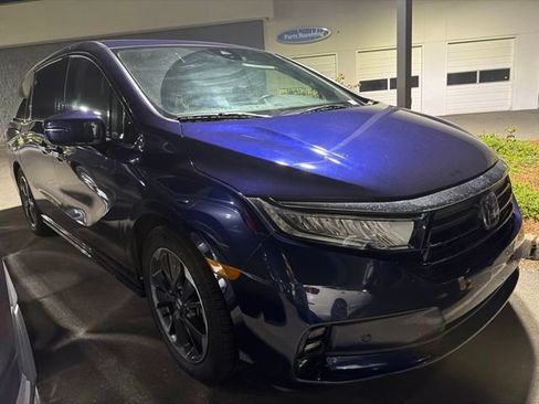 Used 2021 Honda Odyssey Elite image 1