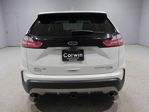 Used 2020 Ford Edge Titanium w/ Class II Trailer Tow Package AWD/4WD image 3