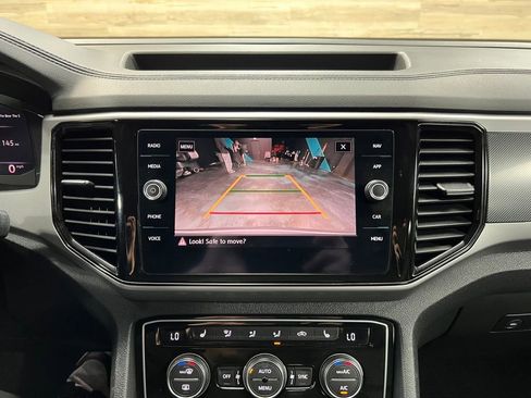 Used 2020 Volkswagen Atlas Cross Sport SEL R-Line image 14