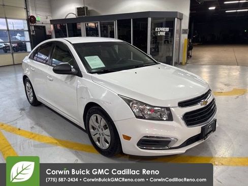 Used 2016 Chevrolet Cruze LS FWD image 4