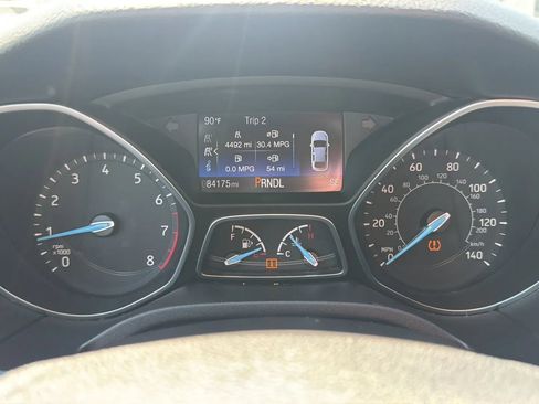 Used 2017 Ford Focus SE FWD image 12