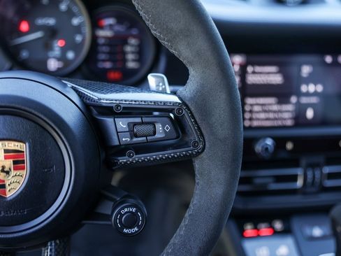 Used 2022 Porsche Macan GTS image 16