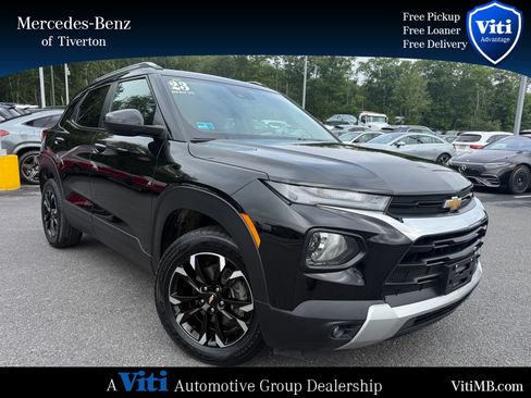 Used 2023 Chevrolet TrailBlazer LT AWD/4WD image 1