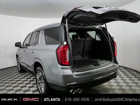Certified 2023 GMC Yukon Denali Ultimate w/ LPO, Floor Liner Package AWD/4WD image 35