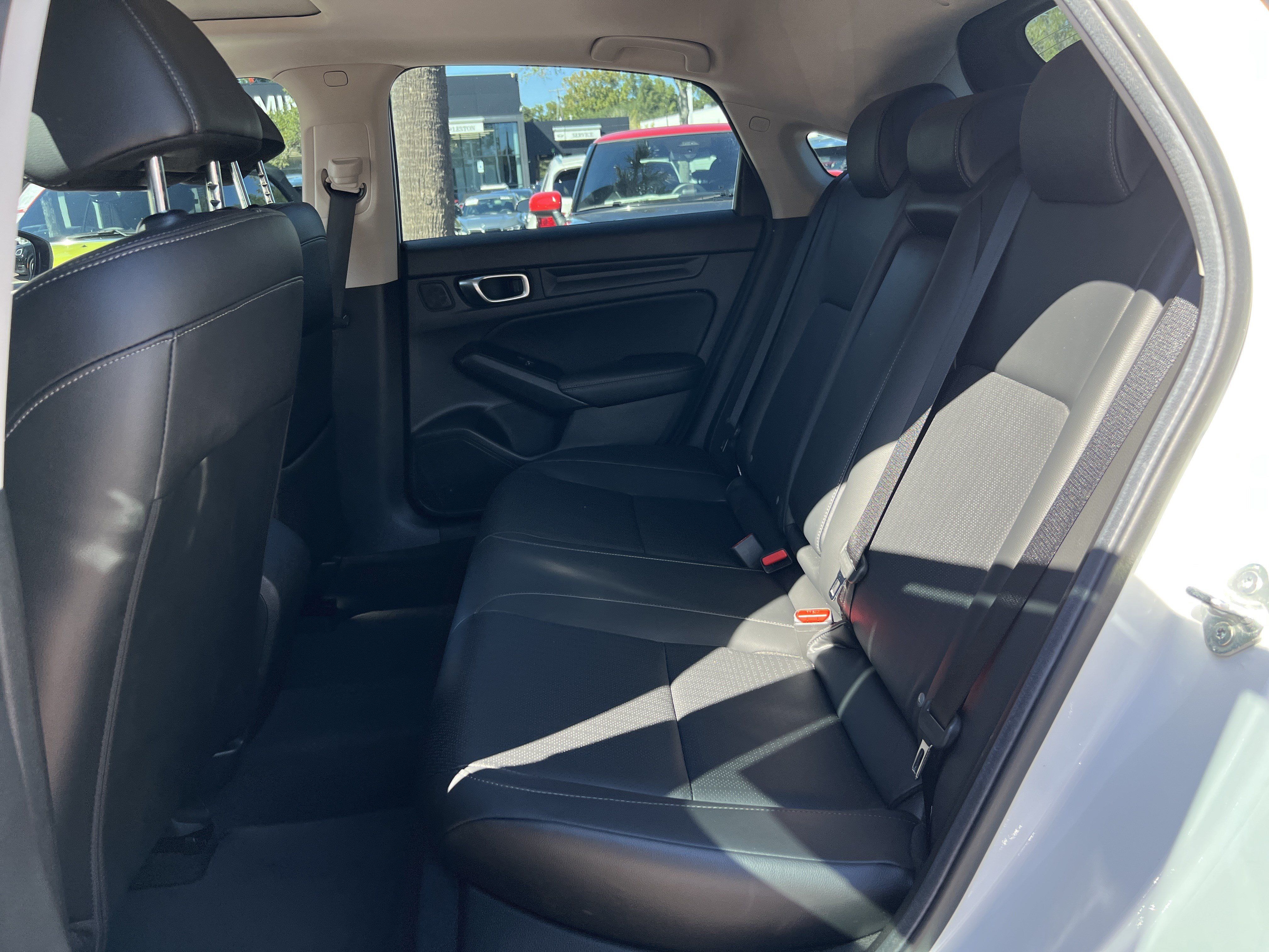 Used 2024 Honda Civic EX-L image 30