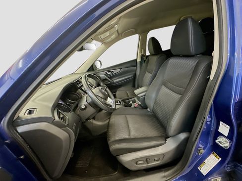 Used 2019 Nissan Rogue SV AWD/4WD image 13