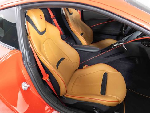 Certified 2023 Ferrari Roma image 32