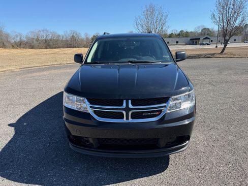 Used 2019 Dodge Journey SE image 8