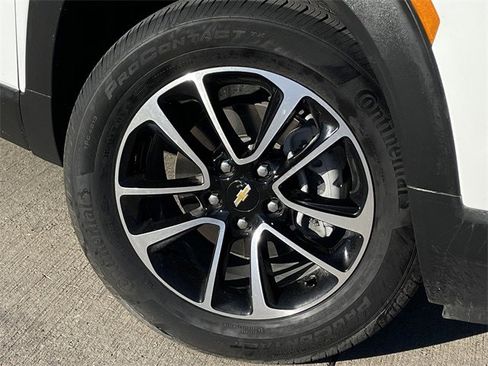 Used 2025 Chevrolet TrailBlazer LT image 10