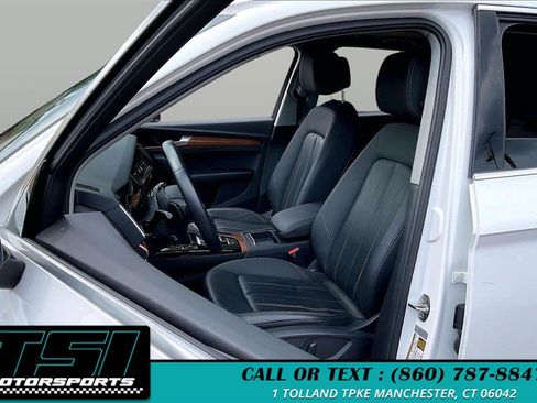 Used 2021 Audi Q5 2.0T Premium w/ Convenience Package AWD/4WD image 25