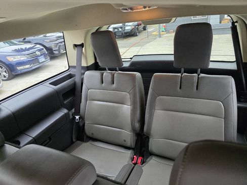 Used 2016 Ford Flex SEL w/ Equipment Group 202A image 16