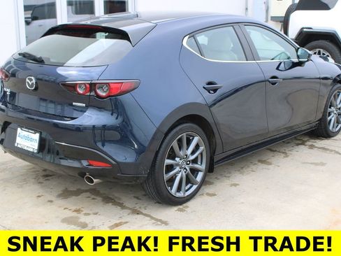 Used 2019 MAZDA MAZDA3 AWD Hatchback image 6