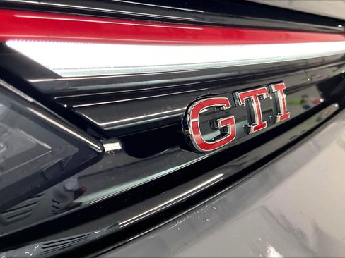 New 2026 Volkswagen GTI SE image 19