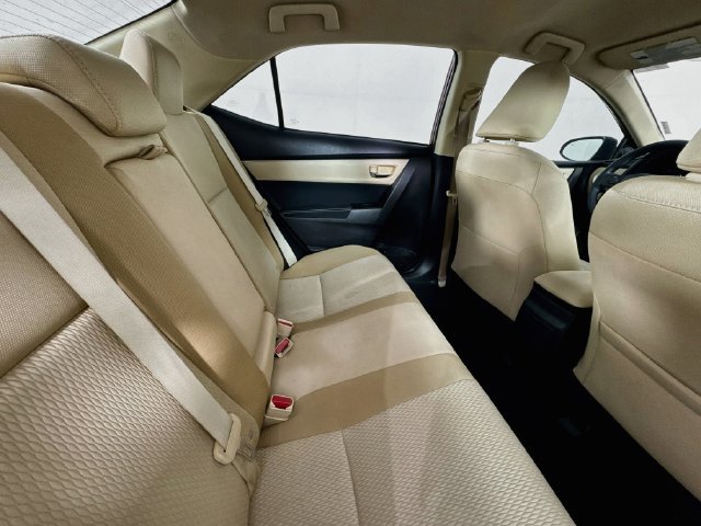 Used 2017 Toyota Corolla LE FWD image 23