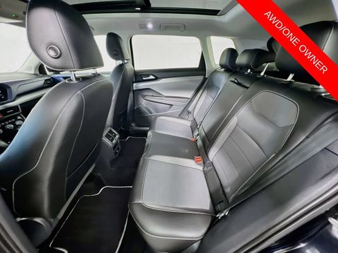 Used 2023 Volkswagen Taos SE AWD/4WD image 24