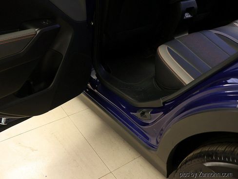 Used 2024 Subaru Crosstrek 2.5i Limited AWD/4WD image 27