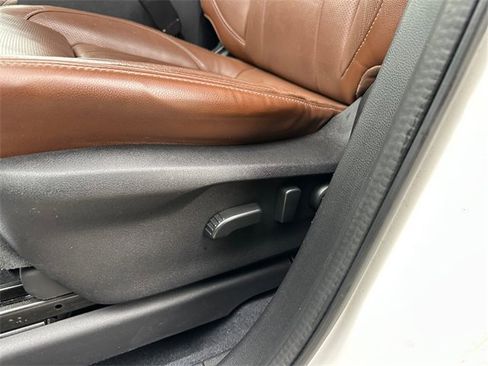 Used 2021 Subaru Ascent Touring image 21