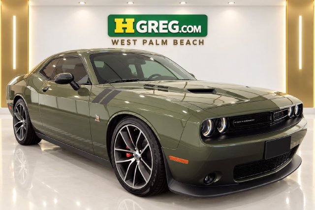 Used 2018 Dodge Challenger R/T Scat Pack RWD image 4