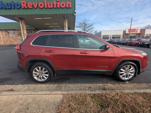 Used 2015 Jeep Cherokee Limited image 8