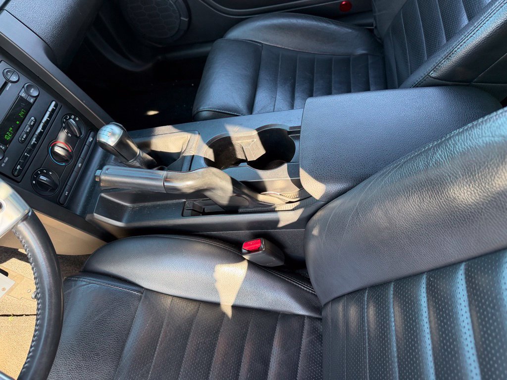Used 2005 Ford Mustang GT Premium RWD image 11