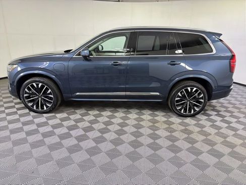 Certified 2025 Volvo XC90 T8 Ultra w/ Protection Package Premier AWD/4WD image 5