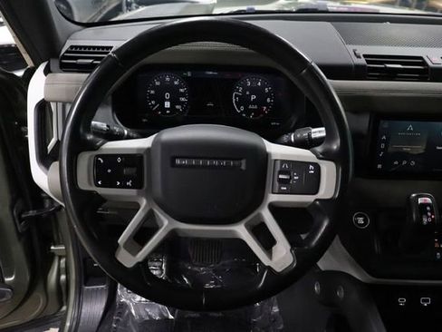 Used 2020 Land Rover Defender 110 S AWD/4WD image 28