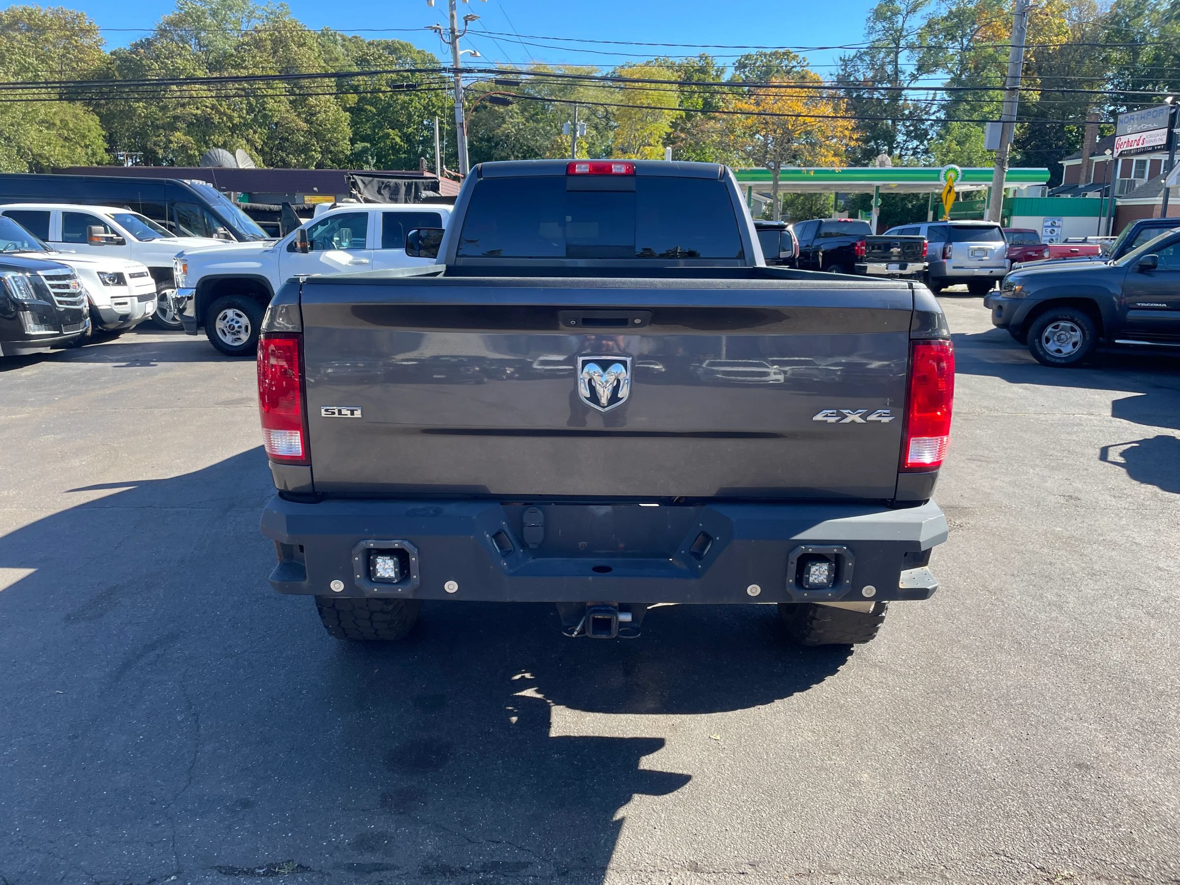 Used 2018 RAM 2500 SLT w/ Popular Equipment Group AWD/4WD image 4