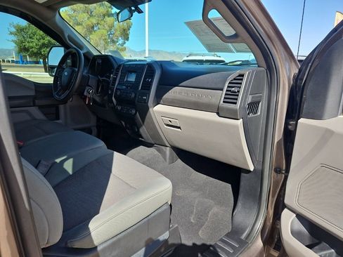 Used 2020 Ford F250 XL w/ STX Appearance Package AWD/4WD image 21