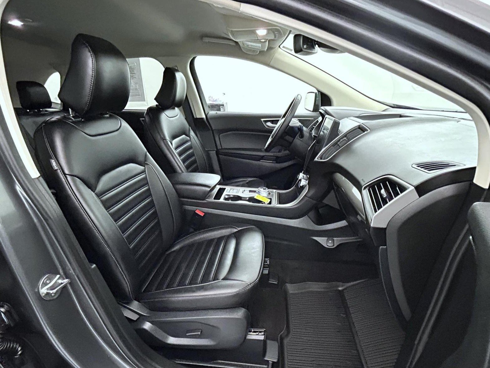 Used 2024 Ford Edge SEL w/ Convenience Package AWD/4WD image 15