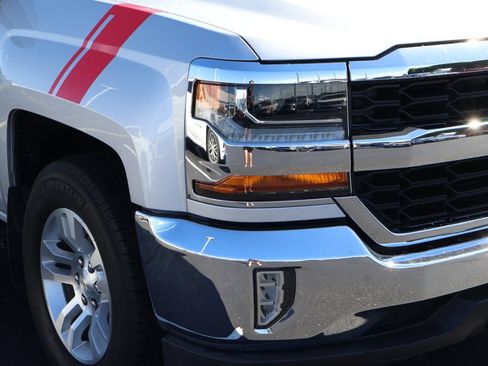 Certified 2018 Chevrolet Silverado 1500 LT w/ All Star Edition RWD image 4
