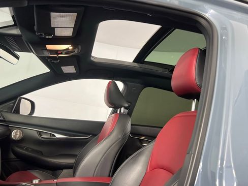 Used 2024 INFINITI QX50 Sport image 27