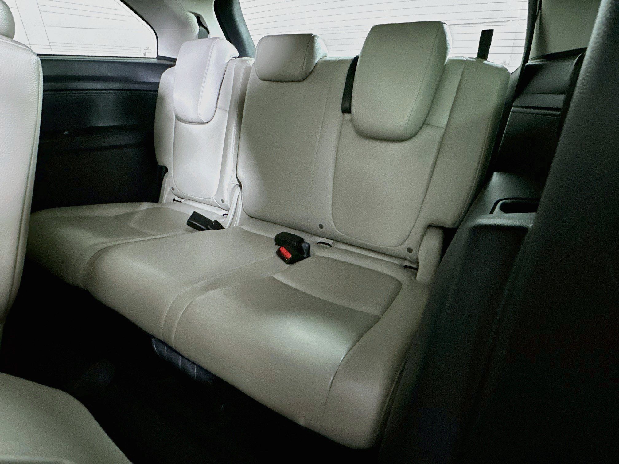Used 2025 Honda Odyssey EX-L image 28