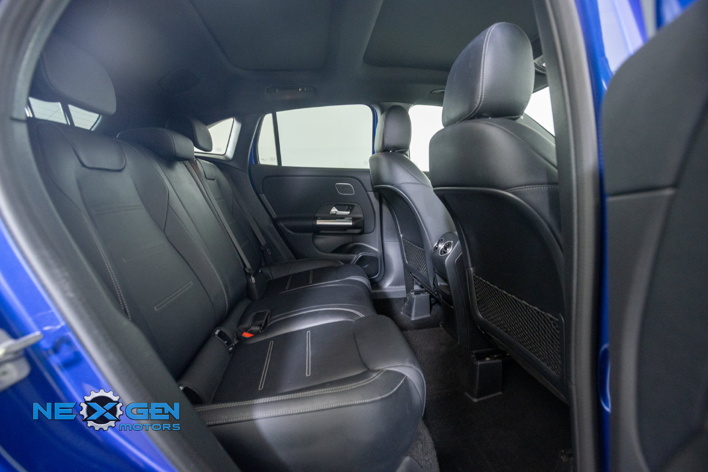 Used 2024 Mercedes-Benz GLA 35 AMG 4MATIC image 40