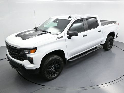 Used 2025 Chevrolet Silverado 1500 Custom Trail Boss w/ Turbomax Blackout Package AWD/4WD image 36