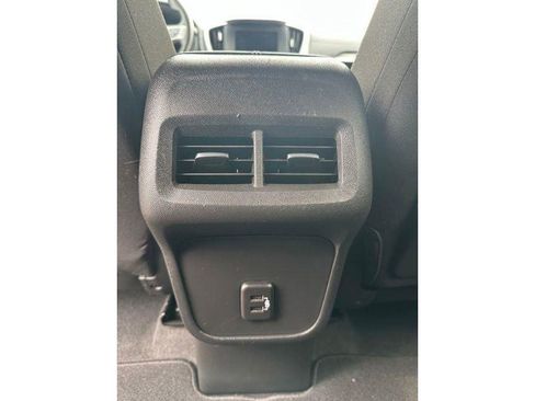 Used 2023 GMC Terrain SLE w/ Driver Convenience Package FWD image 15