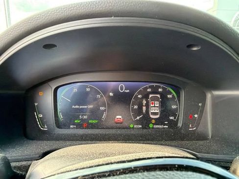 Used 2025 Honda Civic Sport image 17