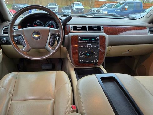 Used 2013 Chevrolet Silverado 2500 LTZ w/ LTZ Plus Package AWD/4WD image 54