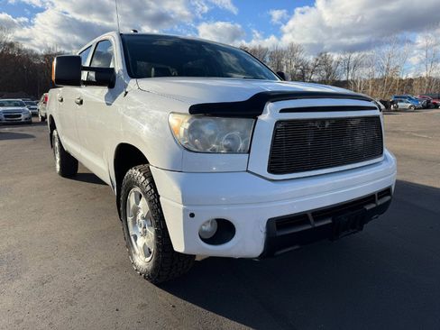Used 2012 Toyota Tundra 4x4 CrewMax image 8