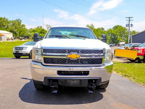 Used 2013 Chevrolet Silverado 2500 W/T w/ Snow Plow Prep Package image 11