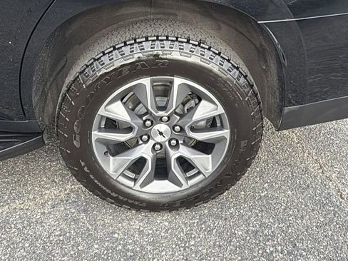 Used 2022 Chevrolet Tahoe LT w/ LT Signature Plus Package image 9