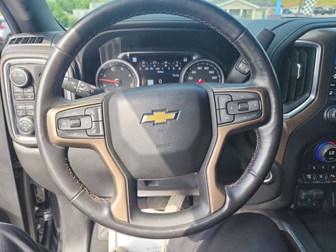Used 2022 Chevrolet Silverado 2500 High Country AWD/4WD image 13