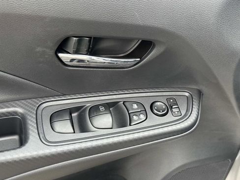 Certified 2025 Nissan Versa SV w/ Trunk Package FWD image 18