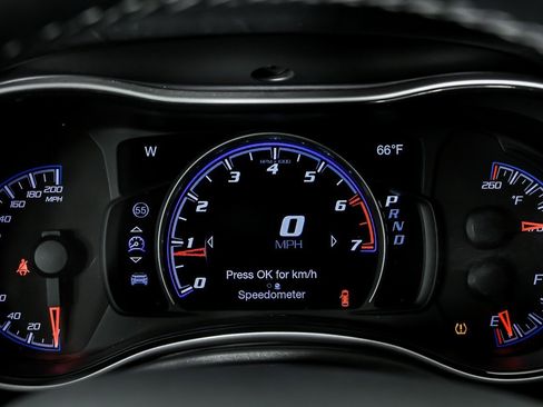 Used 2021 Jeep Grand Cherokee Trackhawk image 27